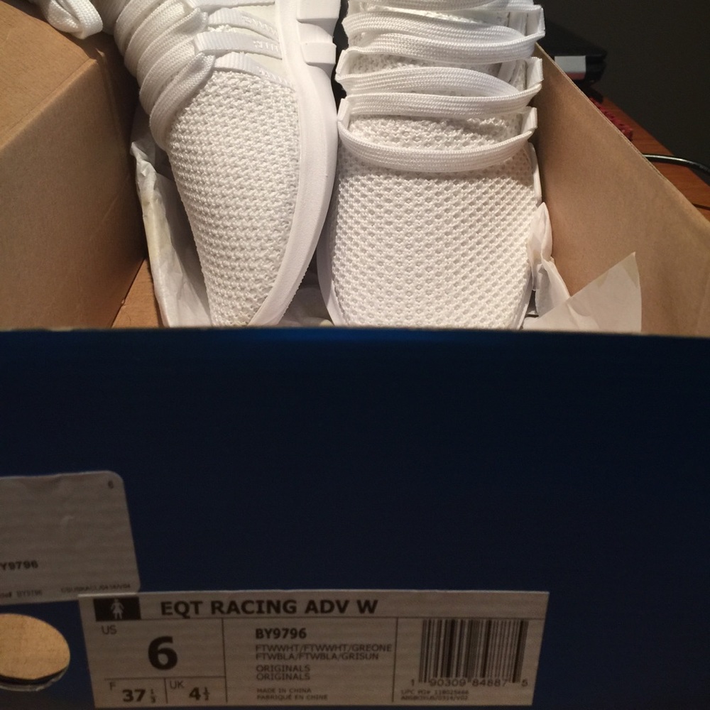 Adidas EQT racing adv